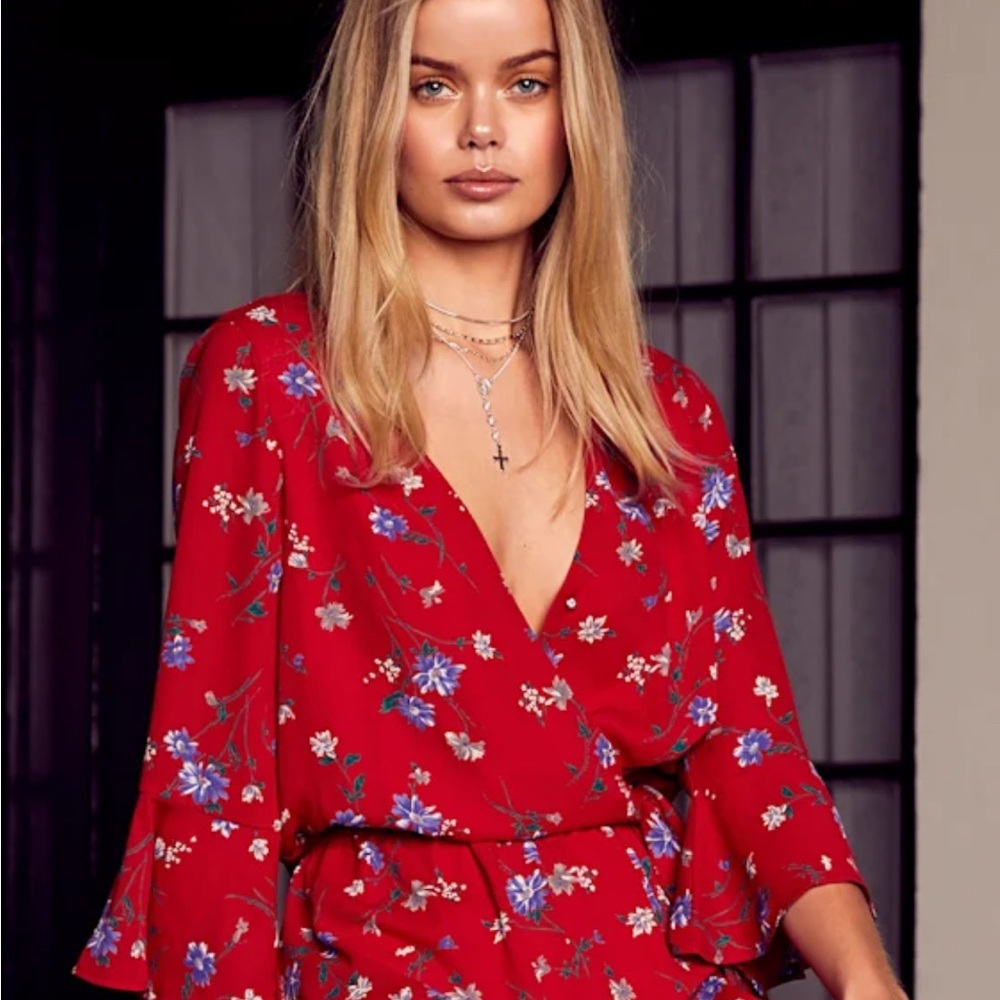 Lulus Bronwen Red Floral Print Flounce Sleeve Romper